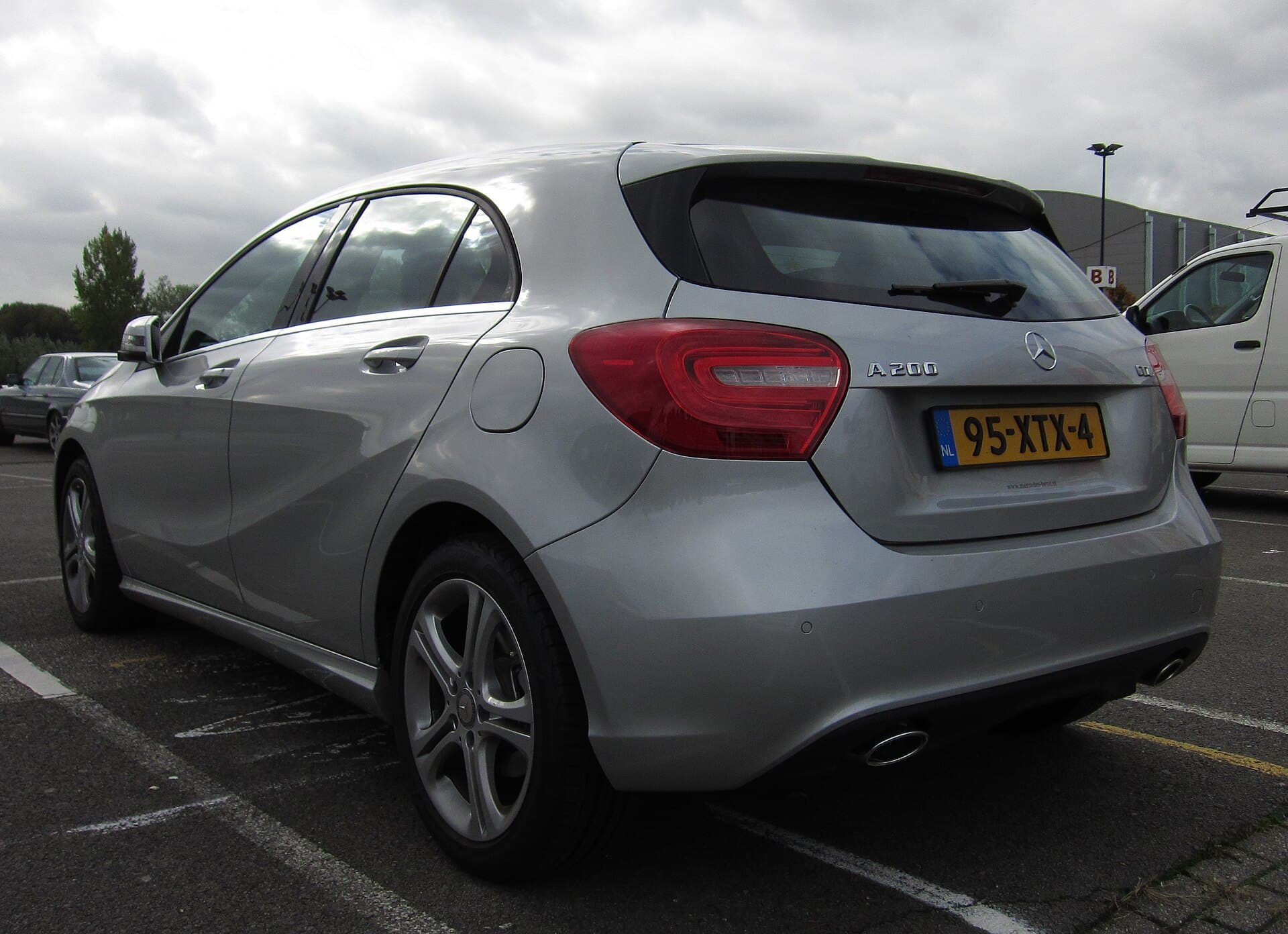 Mercedes-Benz A 200 in Grau Metallic