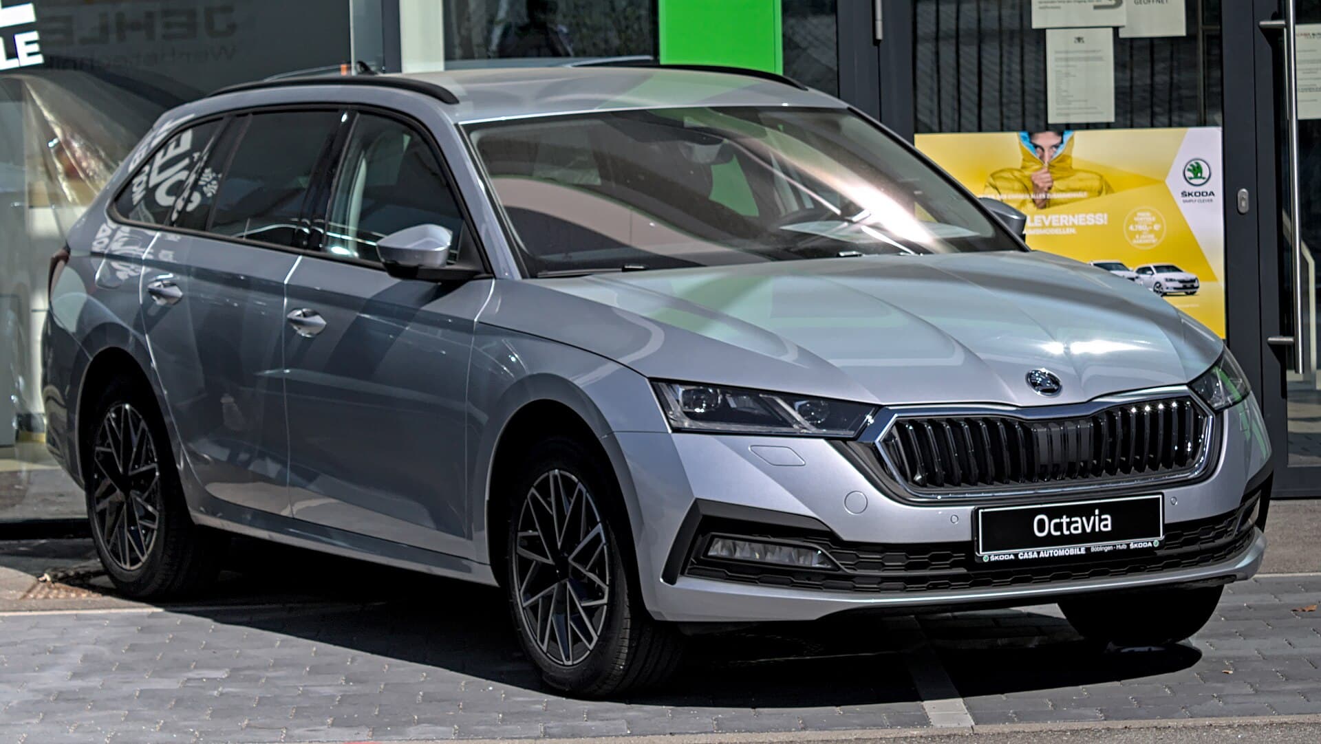 Škoda Octavia Combi 2.0 TDI in Grau Metallic